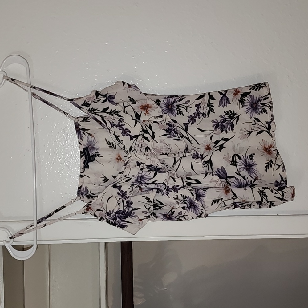 Women's AE top